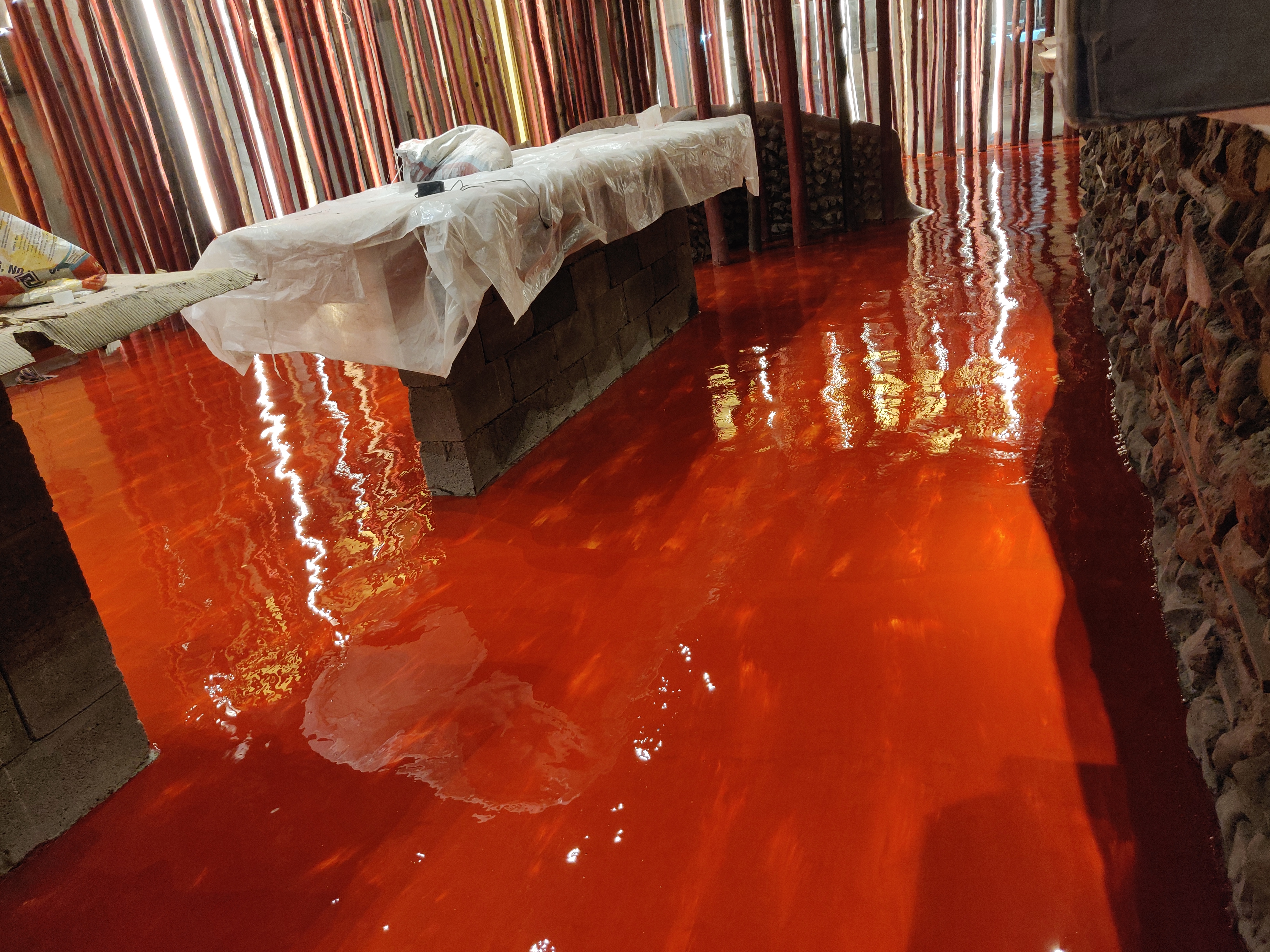 Glossy Residential Garage Suite Epoxy Surface