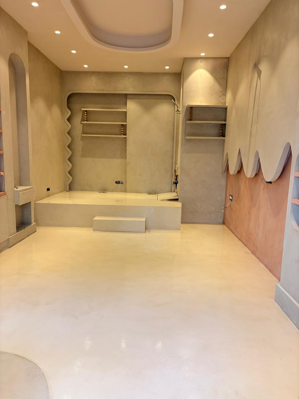 Monolithic Seamless Concrete Surfaces
